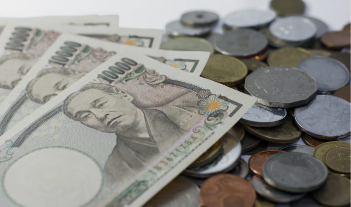 もちまる日記の年収・収入